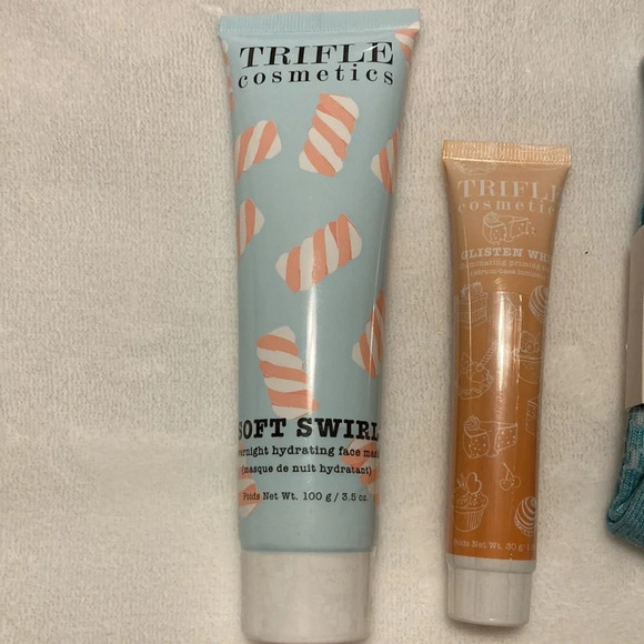 Beauty Bundle of Self Care Items - Picture 3 of 9